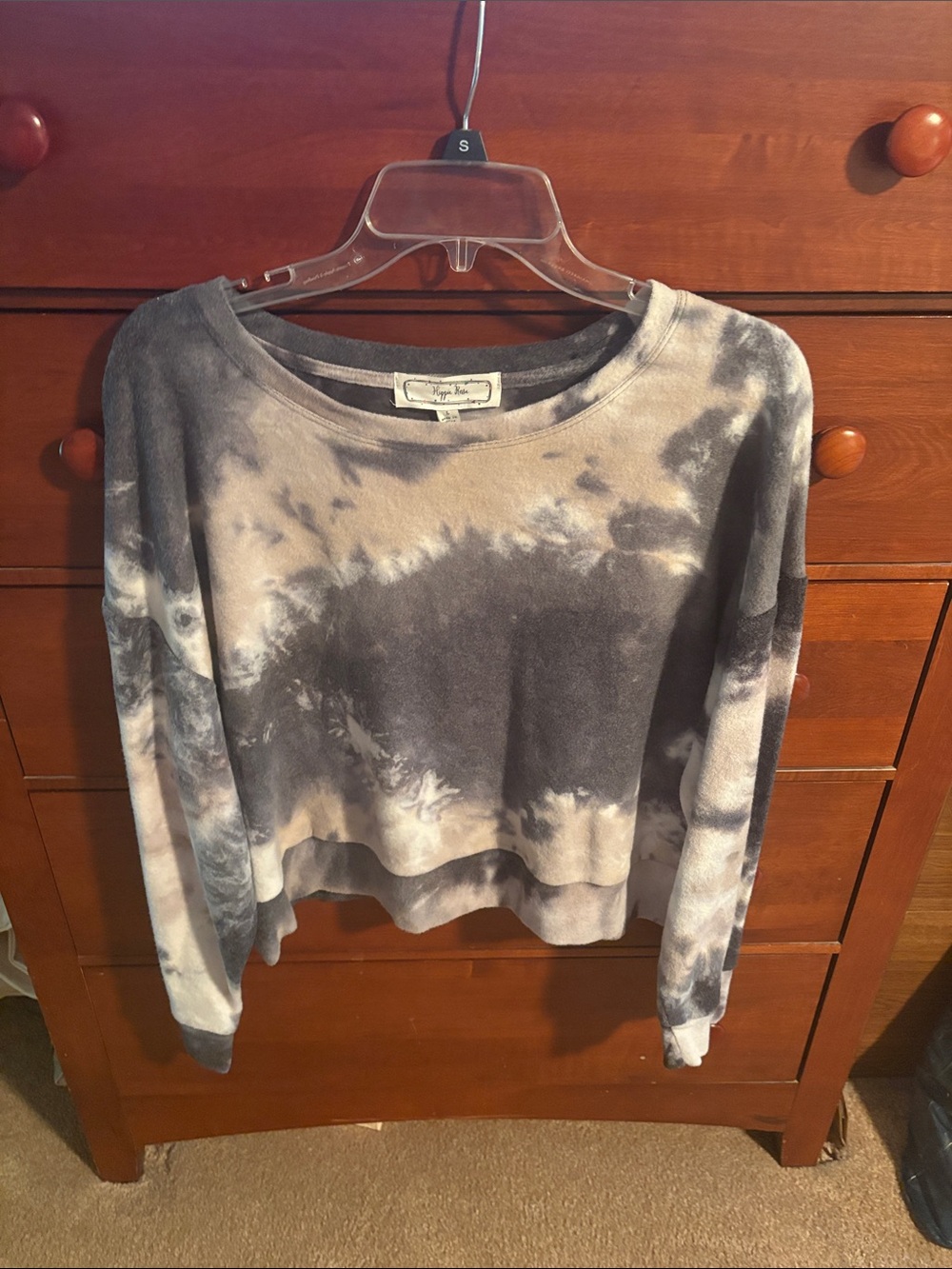 Hippie Rose Tie-Dye Crewneck Sweatshirt in Gray and Cream